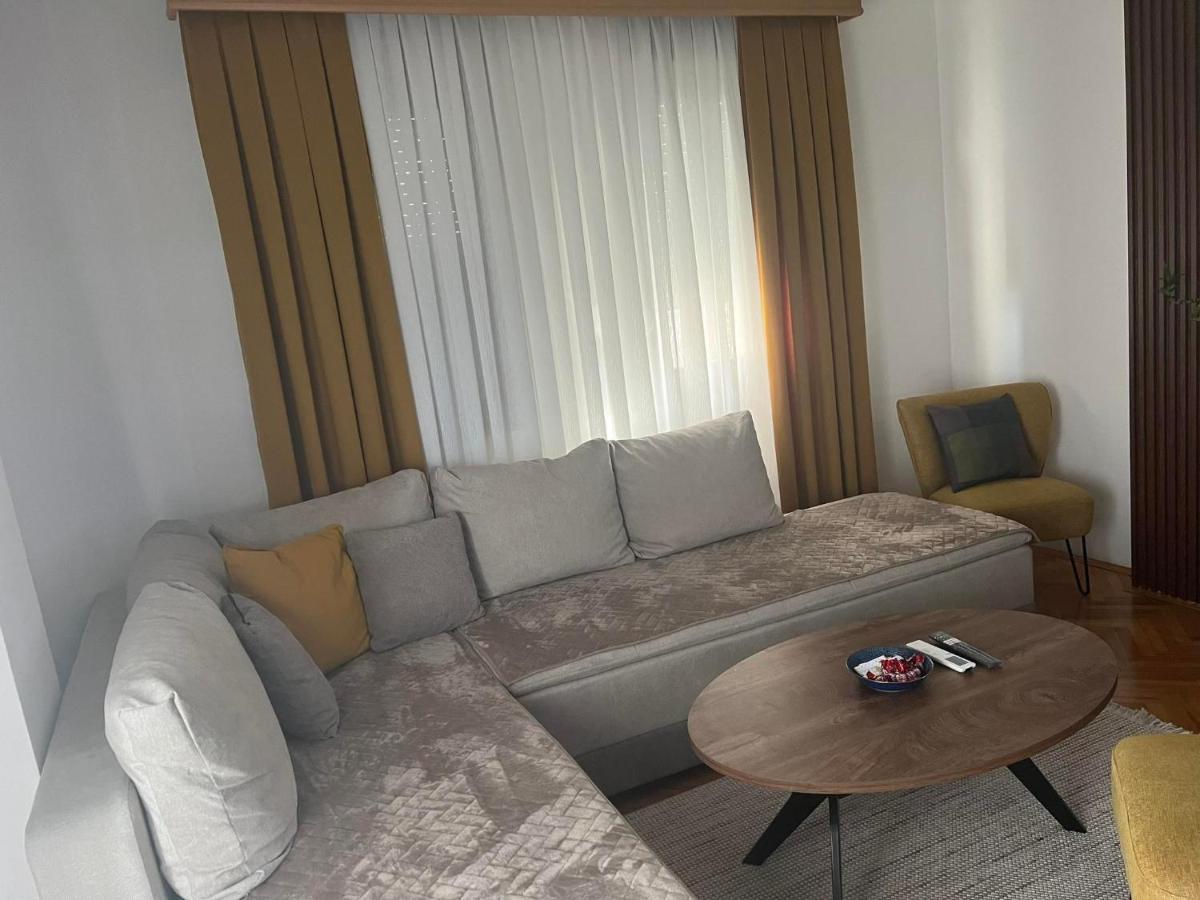Kuman Apartments Kumanovo Esterno foto