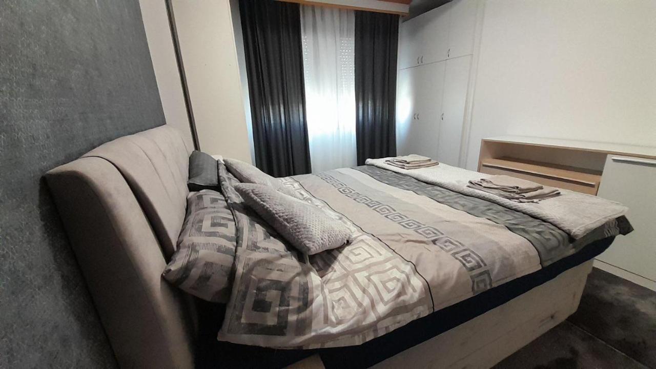 Kuman Apartments Kumanovo Esterno foto