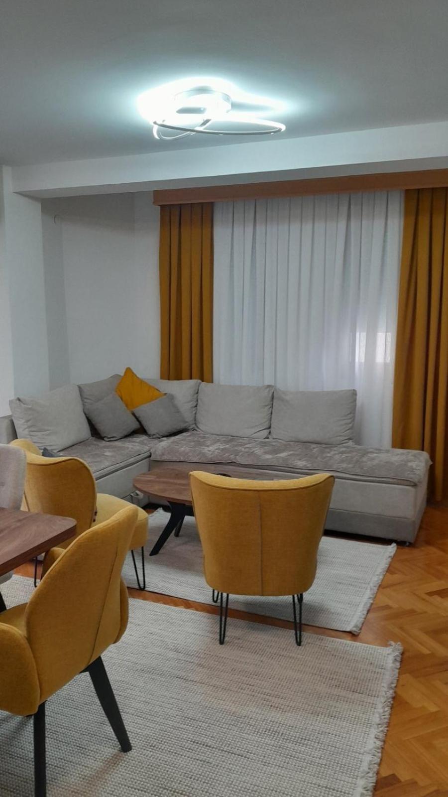 Kuman Apartments Kumanovo Esterno foto